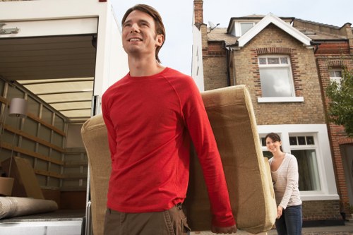 Final tips for a hassle-free move with expert removalists in Clapham